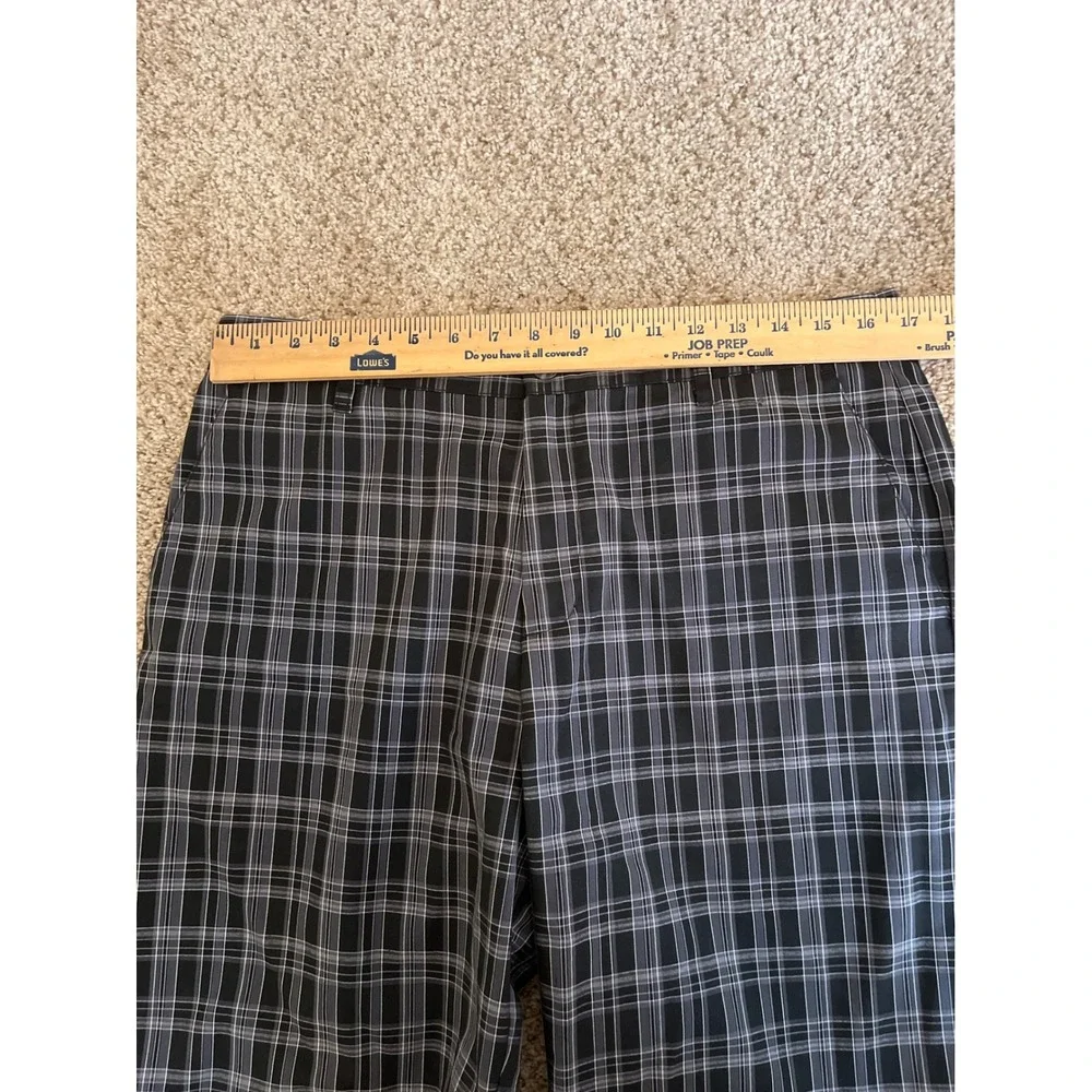 Adidas Men's Golf Shorts 33 Black Gray Plaid Flat Front Performance Activewear